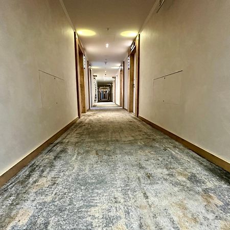 באטומי Seaside Vip Hotel מראה חיצוני תמונה