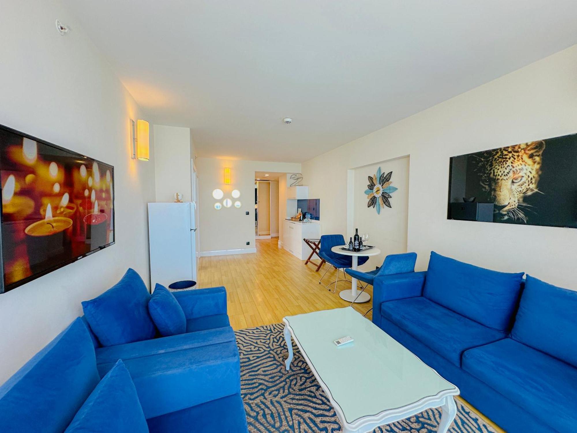 באטומי Seaside Vip Hotel מראה חיצוני תמונה