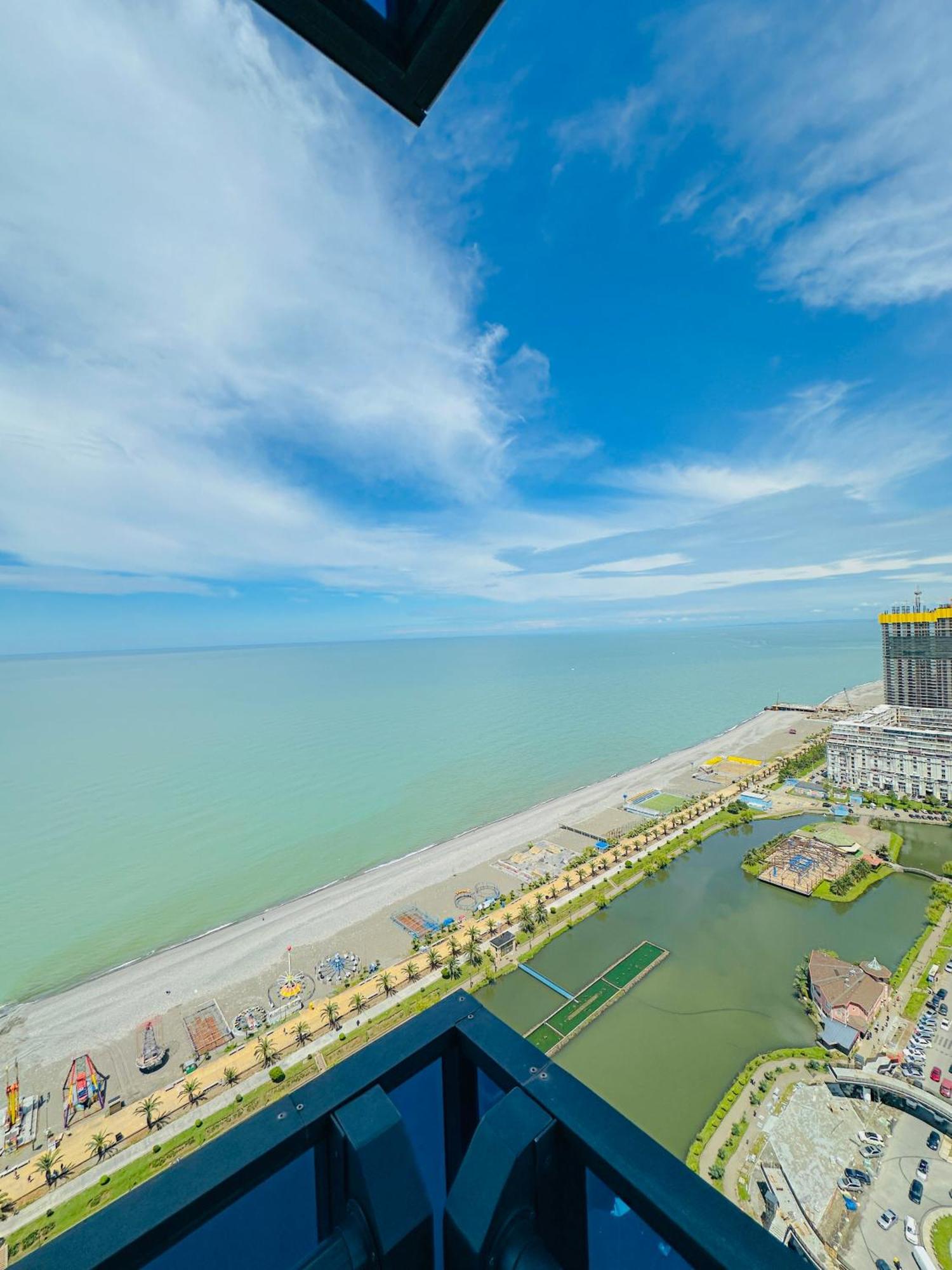 באטומי Seaside Vip Hotel מראה חיצוני תמונה
