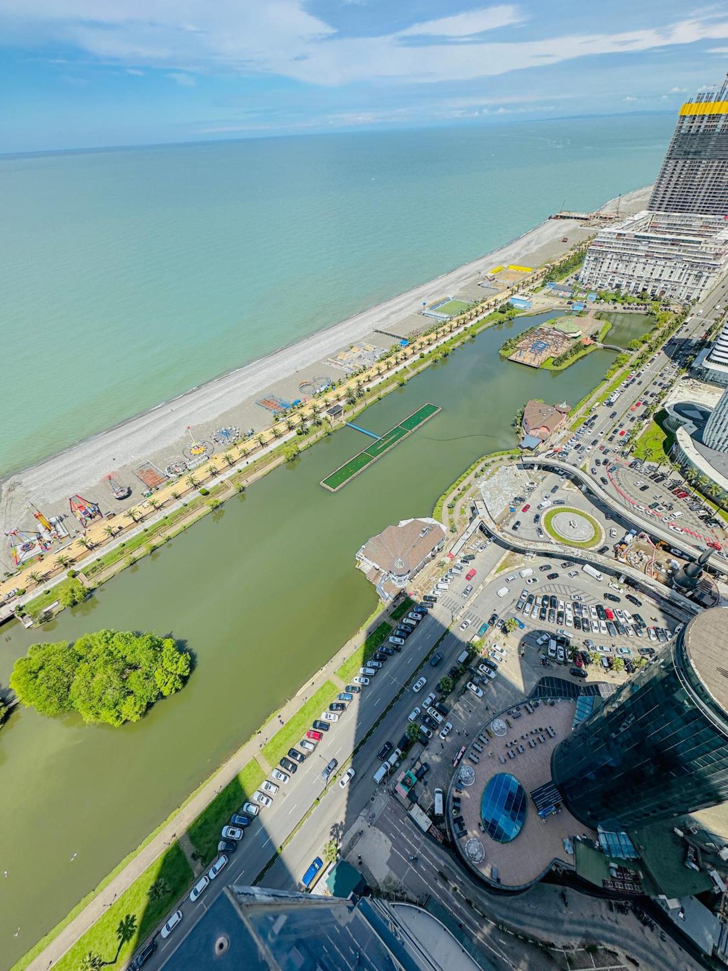 באטומי Seaside Vip Hotel מראה חיצוני תמונה