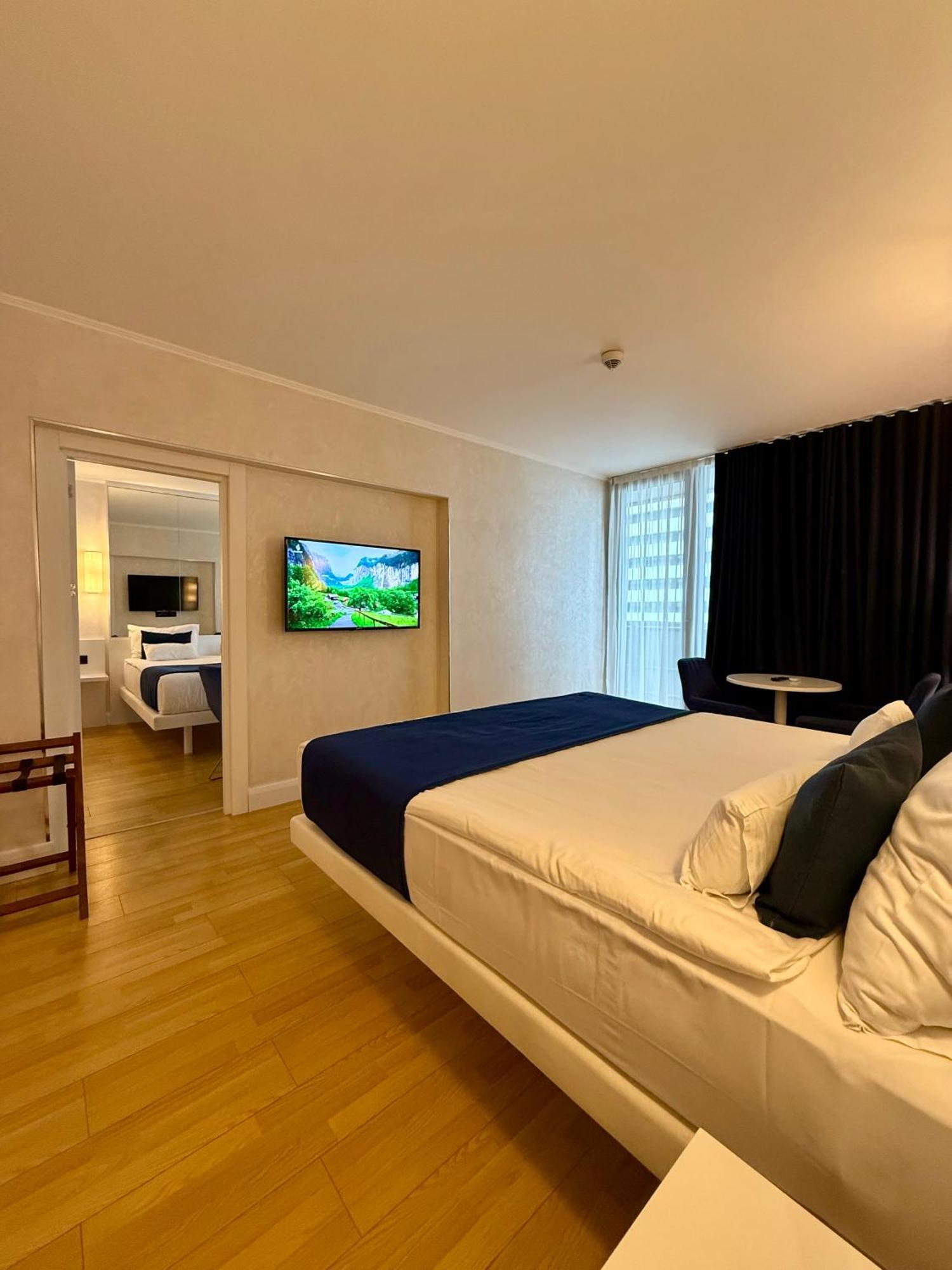 באטומי Seaside Vip Hotel מראה חיצוני תמונה