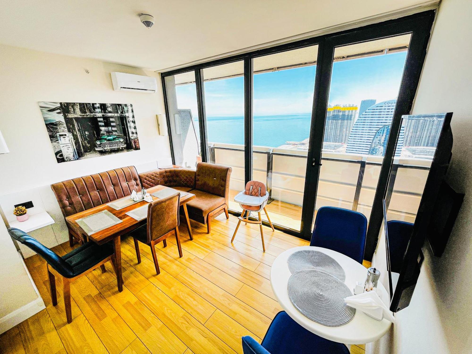 באטומי Seaside Vip Hotel מראה חיצוני תמונה