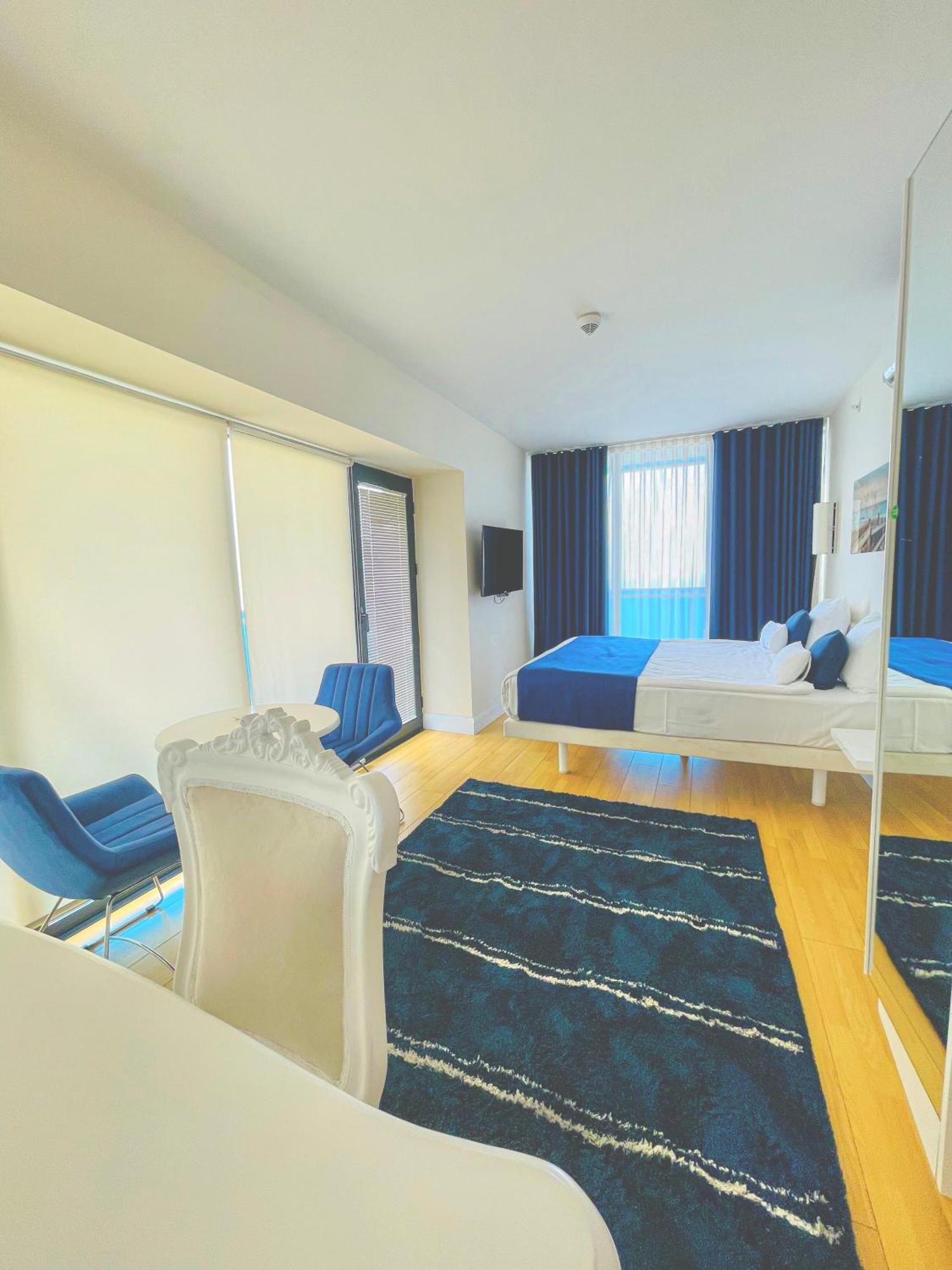 באטומי Seaside Vip Hotel מראה חיצוני תמונה