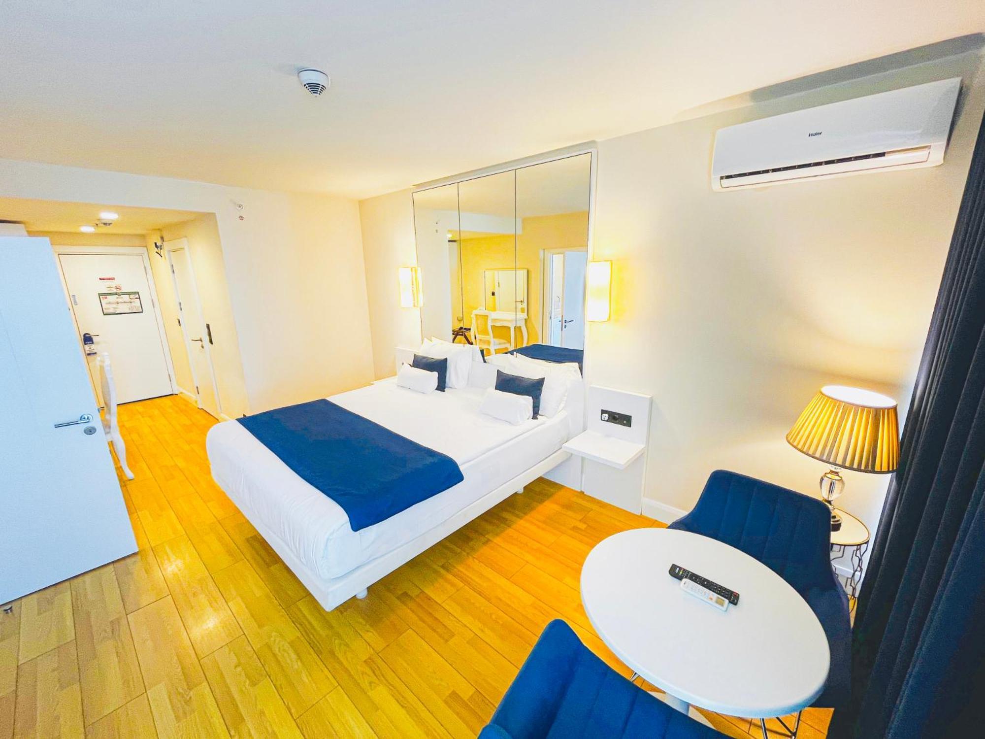 באטומי Seaside Vip Hotel מראה חיצוני תמונה