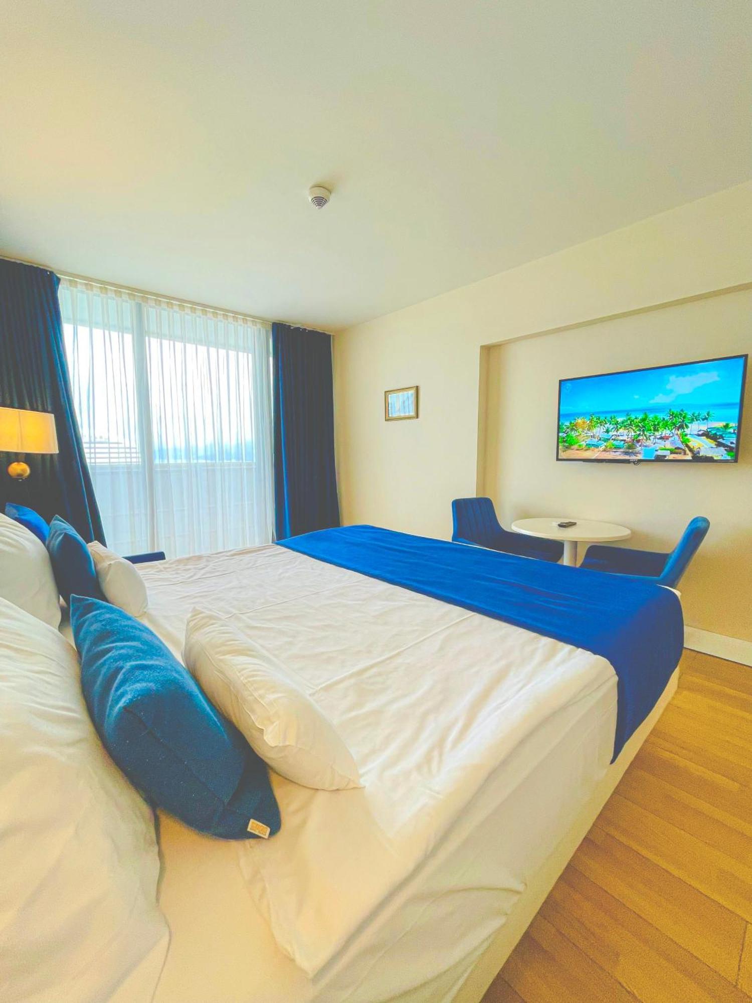 באטומי Seaside Vip Hotel מראה חיצוני תמונה