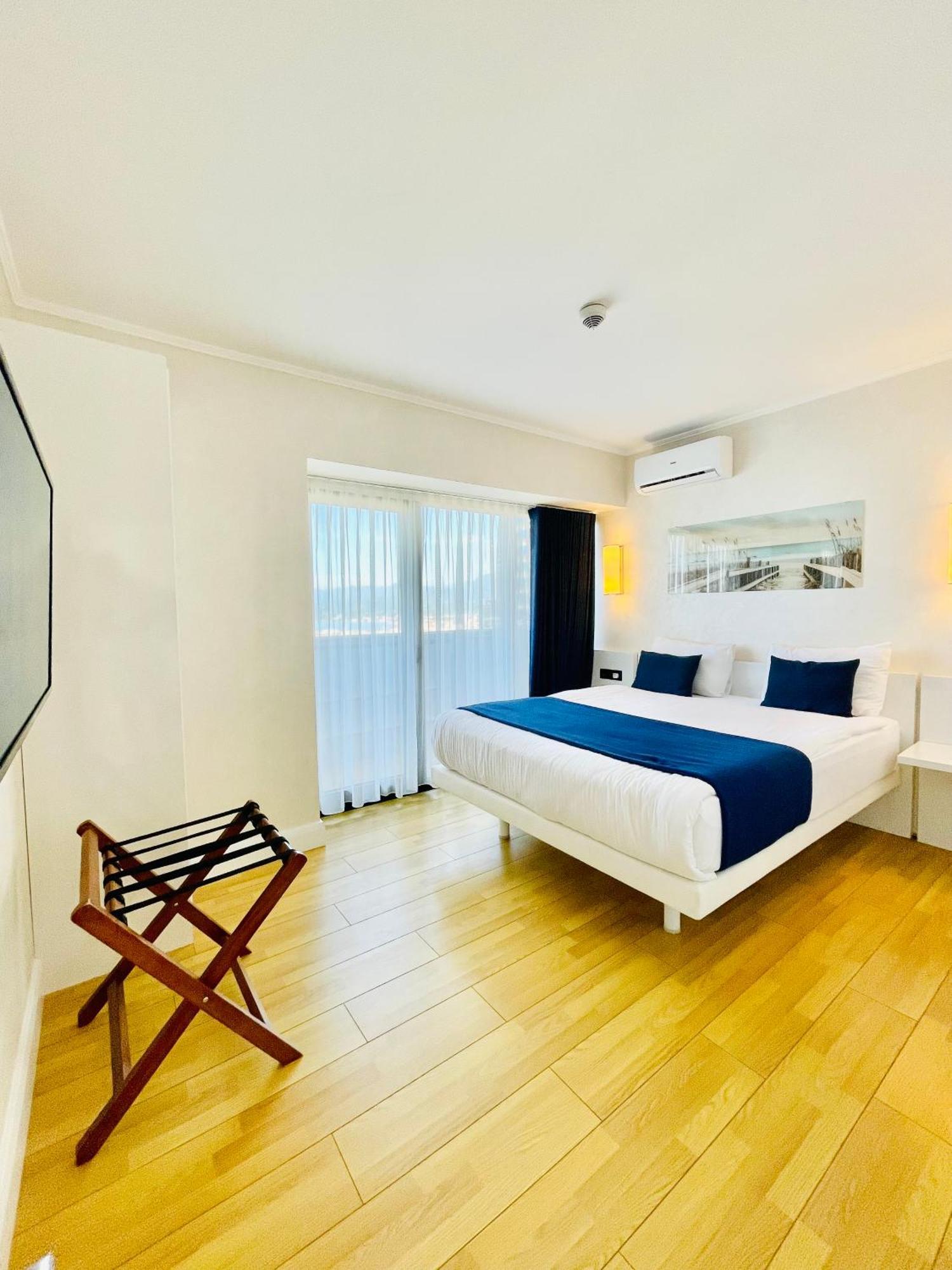 באטומי Seaside Vip Hotel מראה חיצוני תמונה